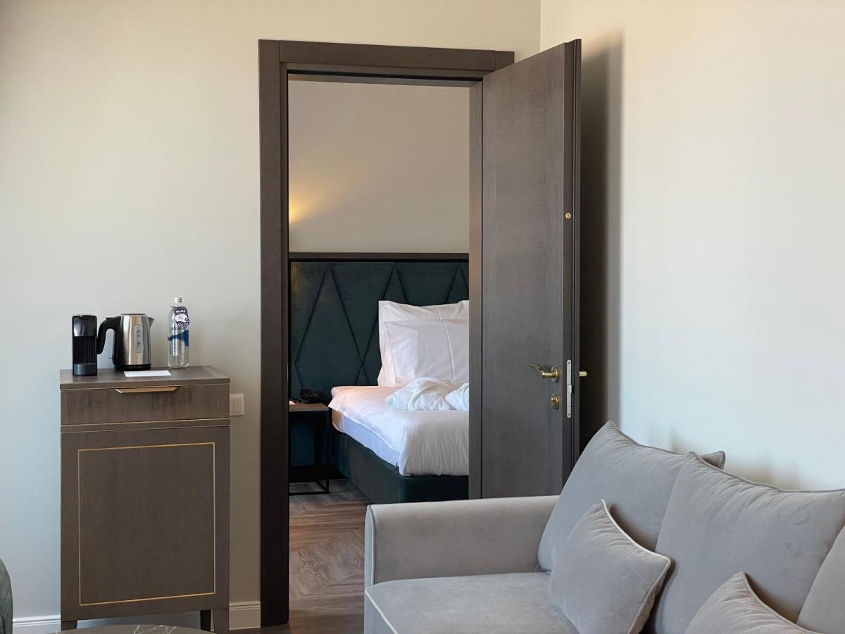 Victoria Hotel Κλαϊπέντα Εξωτερικό φωτογραφία