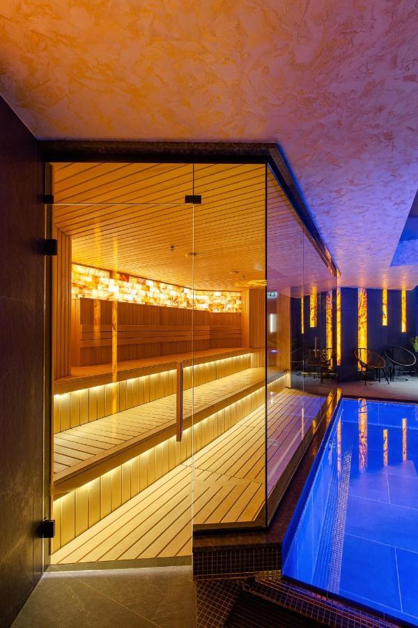 Victoria Hotel Κλαϊπέντα Εξωτερικό φωτογραφία